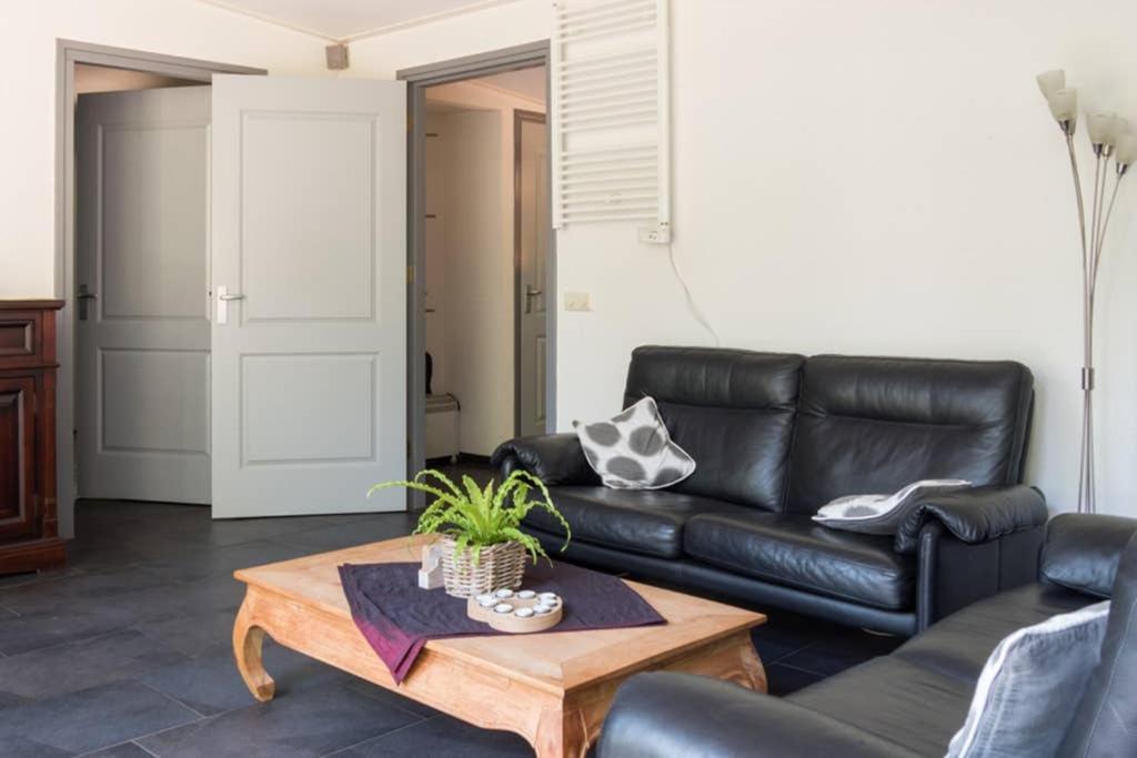 Luxe Recreatiebungalow 젤험 외부 사진