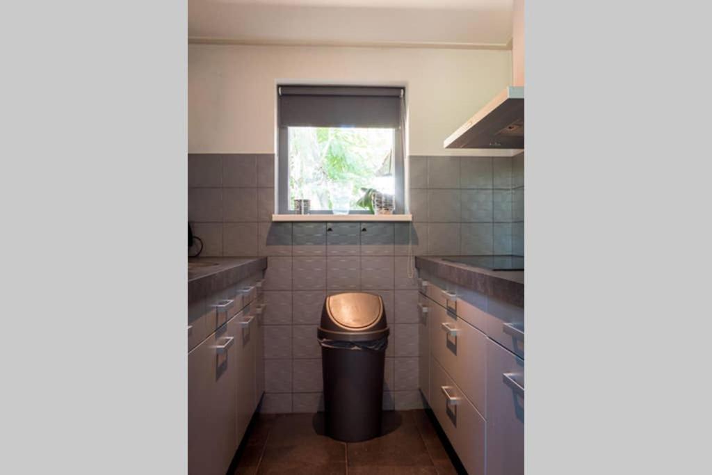 Luxe Recreatiebungalow 젤험 외부 사진